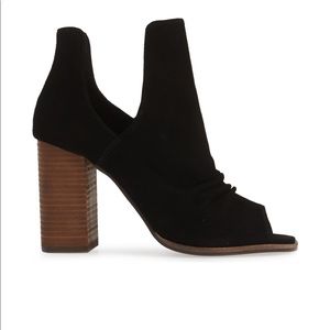 Chinese Laundry Kristen Cavallari peep toe bootie